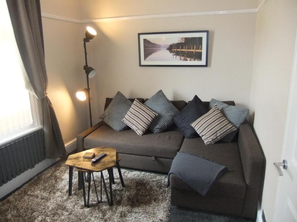 Ferienwohnung Dewsbury House Blackpool Exterior foto
