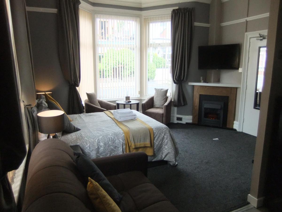 Ferienwohnung Dewsbury House Blackpool Exterior foto
