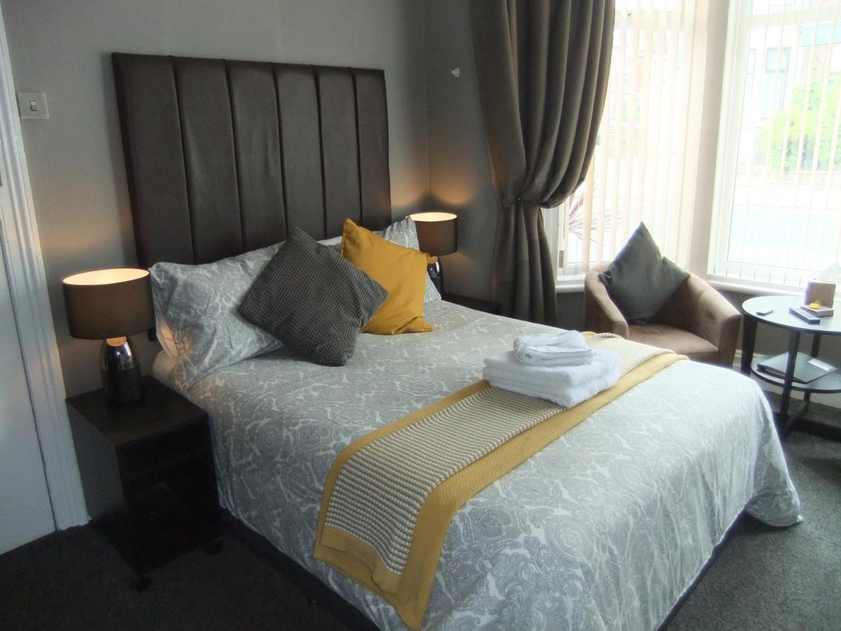 Ferienwohnung Dewsbury House Blackpool Exterior foto