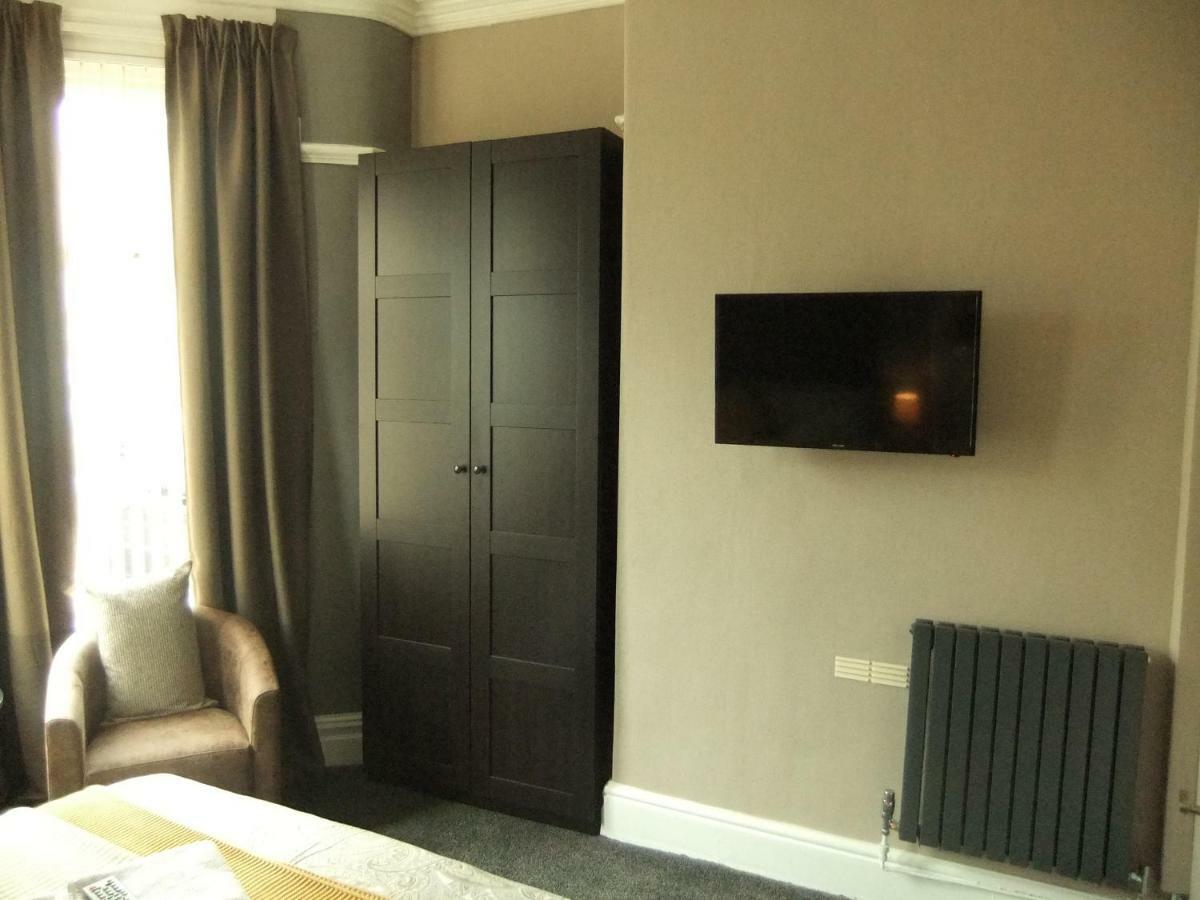 Ferienwohnung Dewsbury House Blackpool Exterior foto